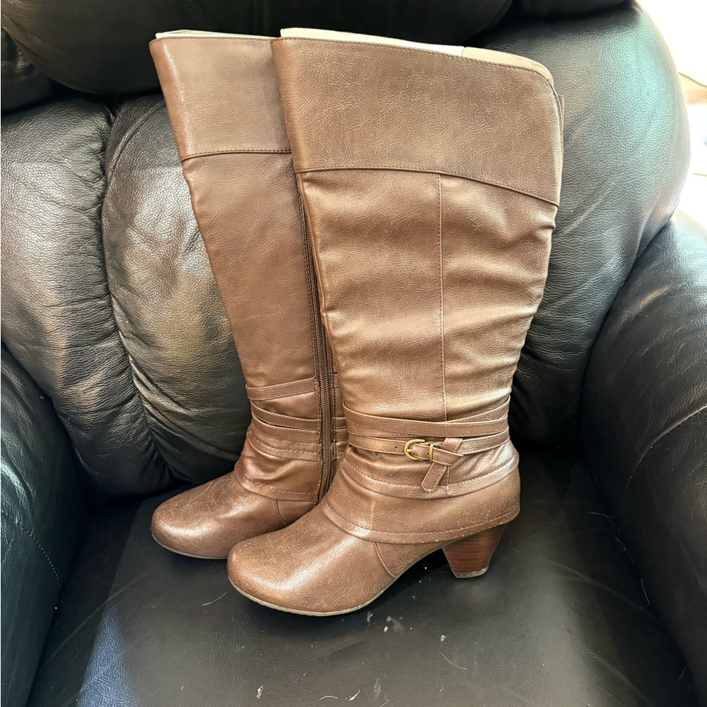 Beartrap Rynona Knee-High Women's Boots sz 7.5